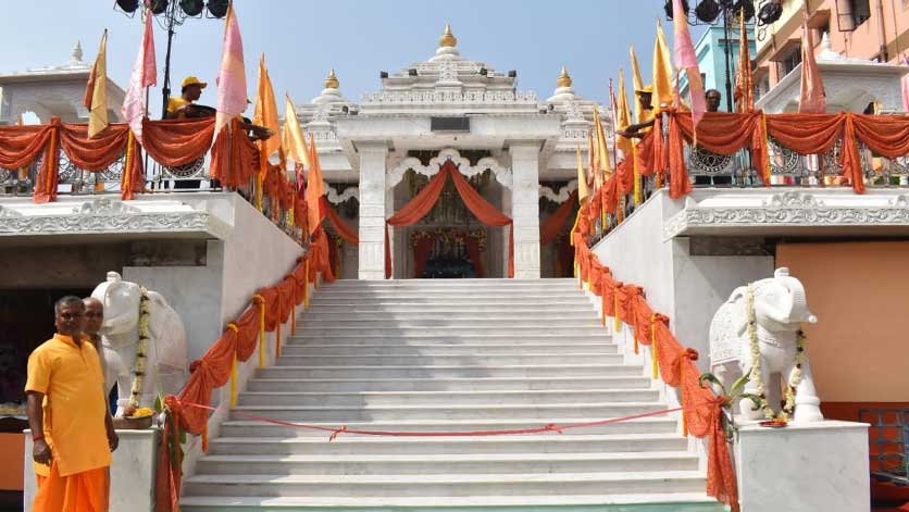 The breathtaking current view of the grand Shree Shyam Mandir Alambazar